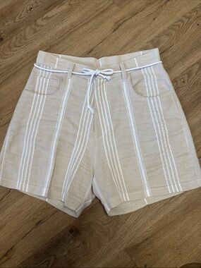 Paradised Cotton Shorts Size M NWOT